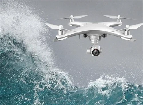 Jakie są funkcje korzystania ze sprzętu osłonowego dla dronów?